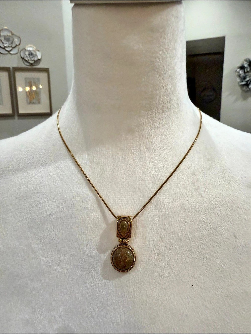 Lia Sophia Gold Tone Double Stone Pendant Necklace Brown Neutra